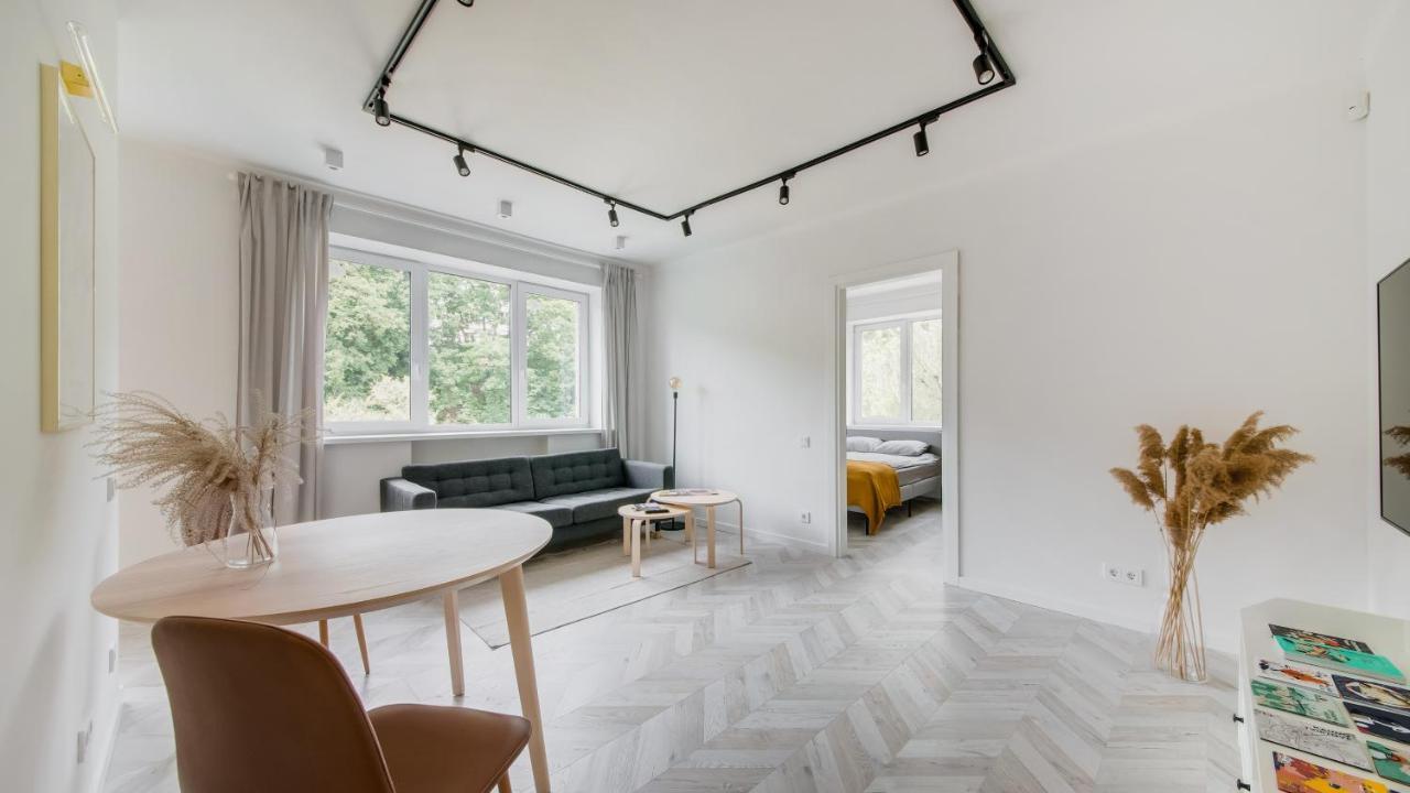 קובנה Central Apartment In Architectural Street מראה חיצוני תמונה